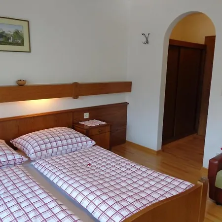 Haus Helga Gasthof 3*