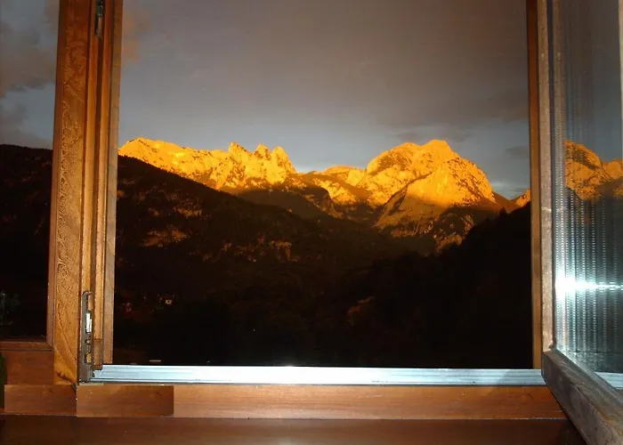 בית הארחה Helga